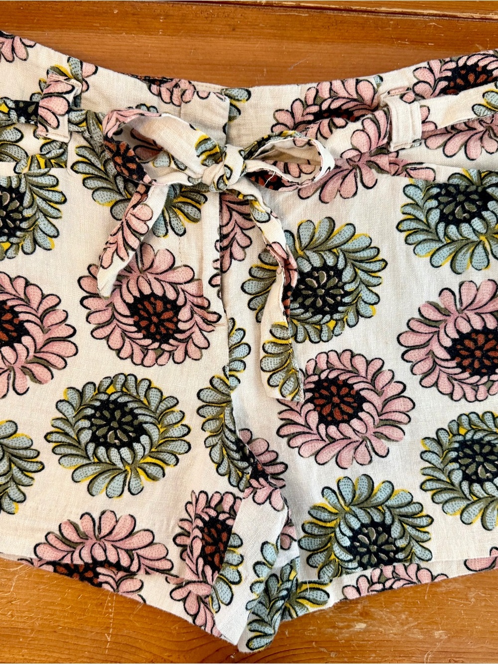 LOFT Floral Tie-Waist Linen Shorts in Pink & Sage